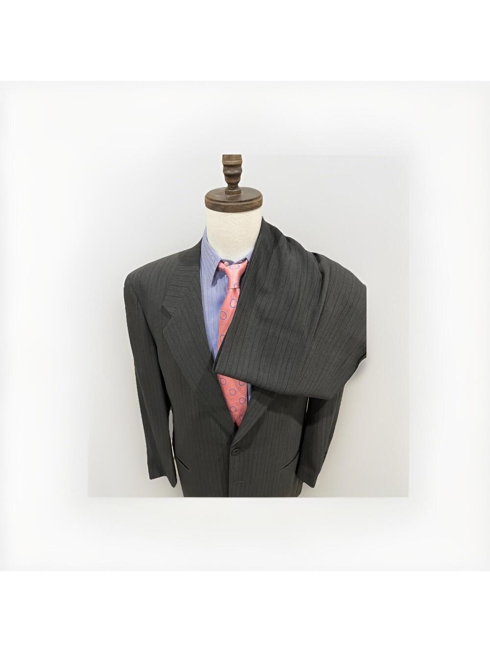 MINT GIORGIO ARMANI LE COLLEZIONI MENS DARK GREY SUIT 42L 32x33 MADE IN ITALY